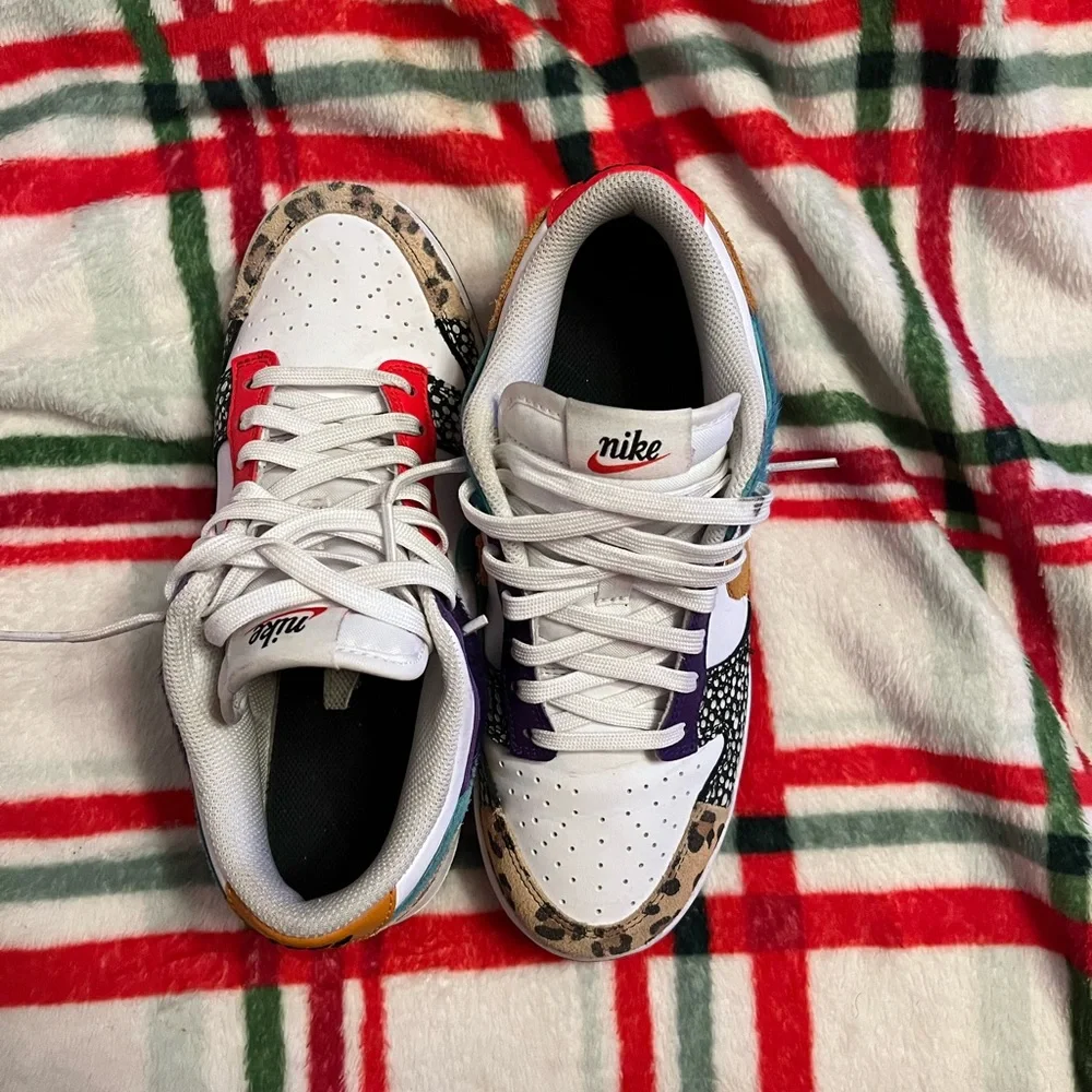 Nike dunks - Picture 2 of 3